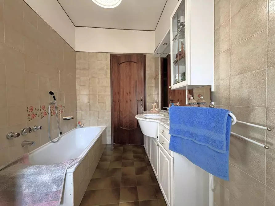 Immagine 19 di Appartamento in vendita  a Santa Croce Sull'arno