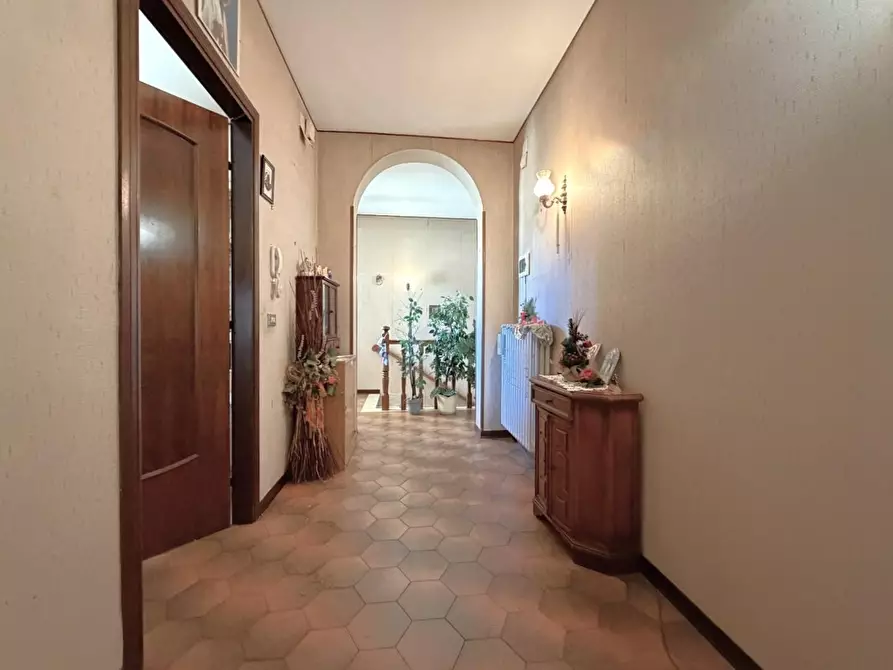 Immagine 10 di Appartamento in vendita  a Santa Croce Sull'arno