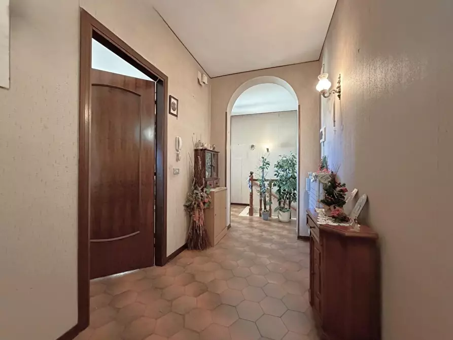 Immagine 8 di Appartamento in vendita  a Santa Croce Sull'arno