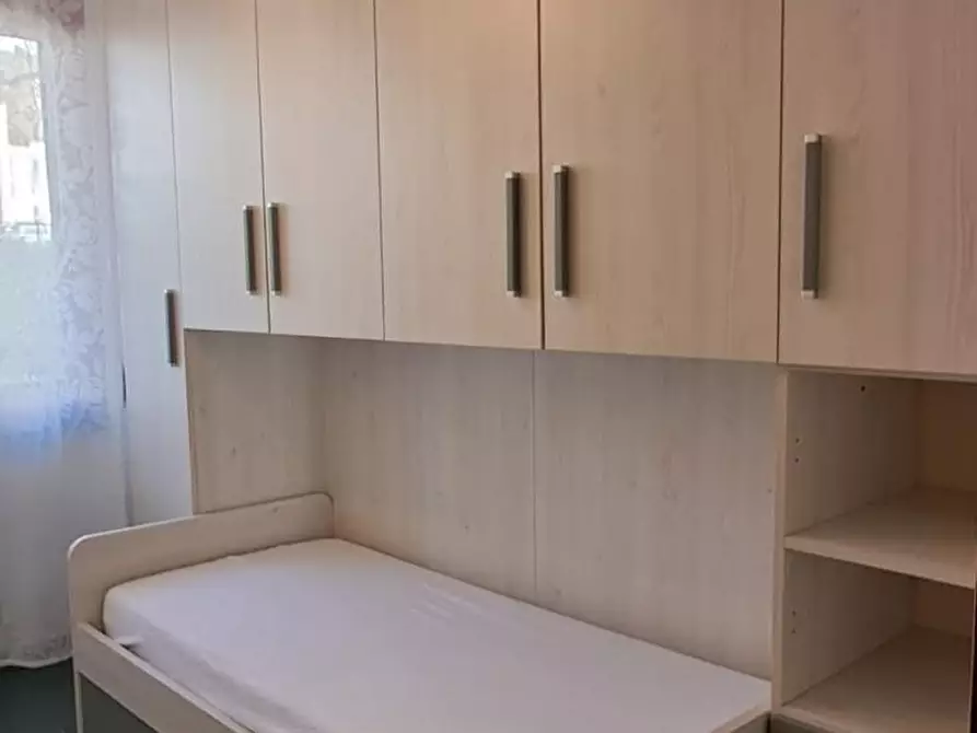 Immagine 4 di Appartamento in vendita  a Massa