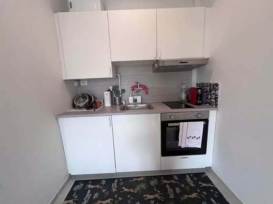 Immagine 3 di Appartamento in vendita  a Massa