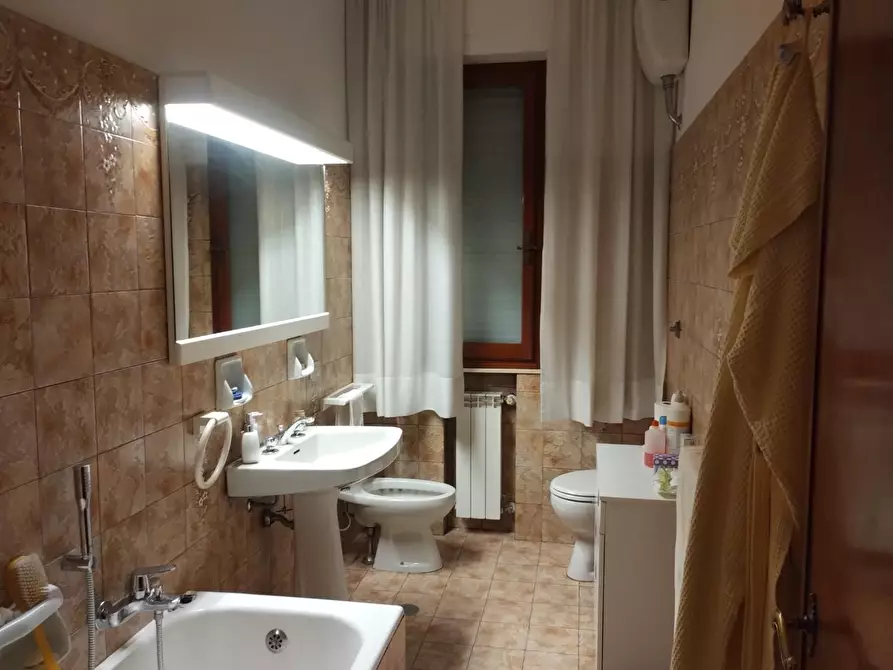 Immagine 6 di Appartamento in vendita  a Empoli