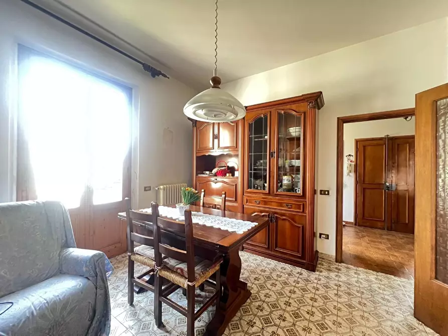 Immagine 9 di Appartamento in vendita  a Vinci