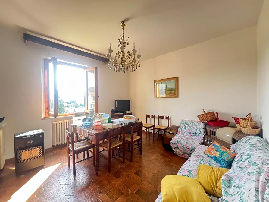 Immagine 4 di Appartamento in vendita  a Vinci