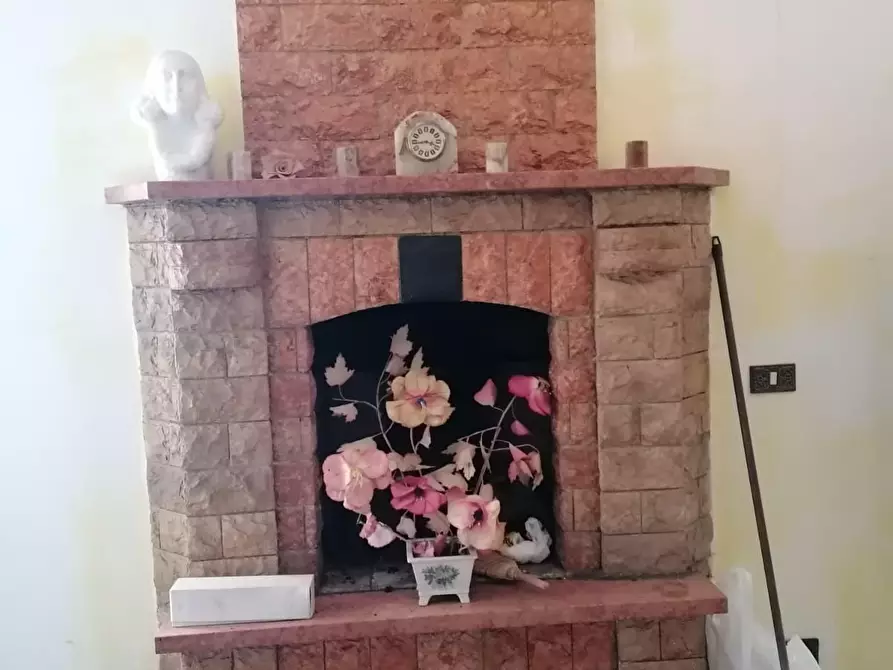 Immagine 9 di Terratetto in vendita  a Ortonovo