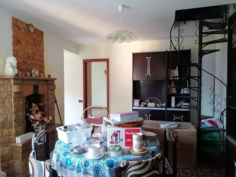 Immagine 11 di Terratetto in vendita  a Ortonovo