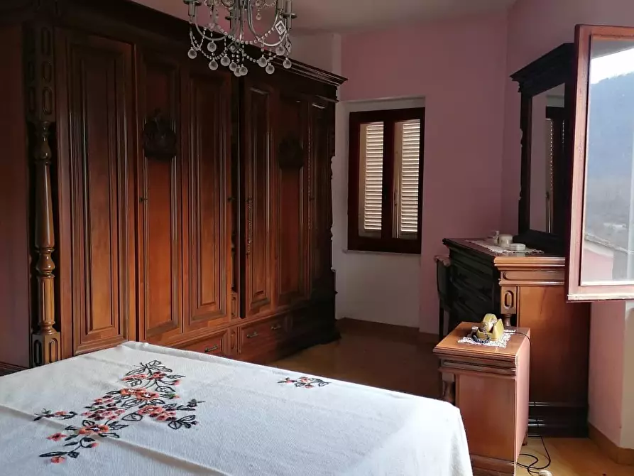 Immagine 16 di Terratetto in vendita  a Ortonovo