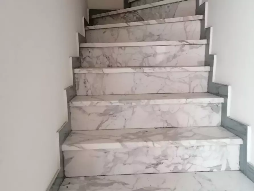 Immagine 26 di Terratetto in vendita  a Ortonovo