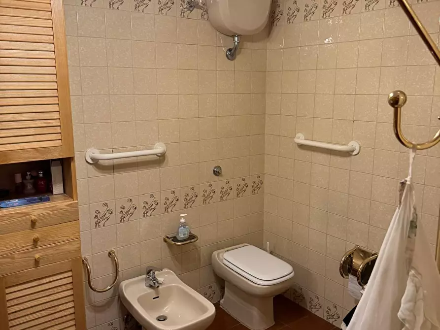 Immagine 20 di Appartamento in vendita  a Siena