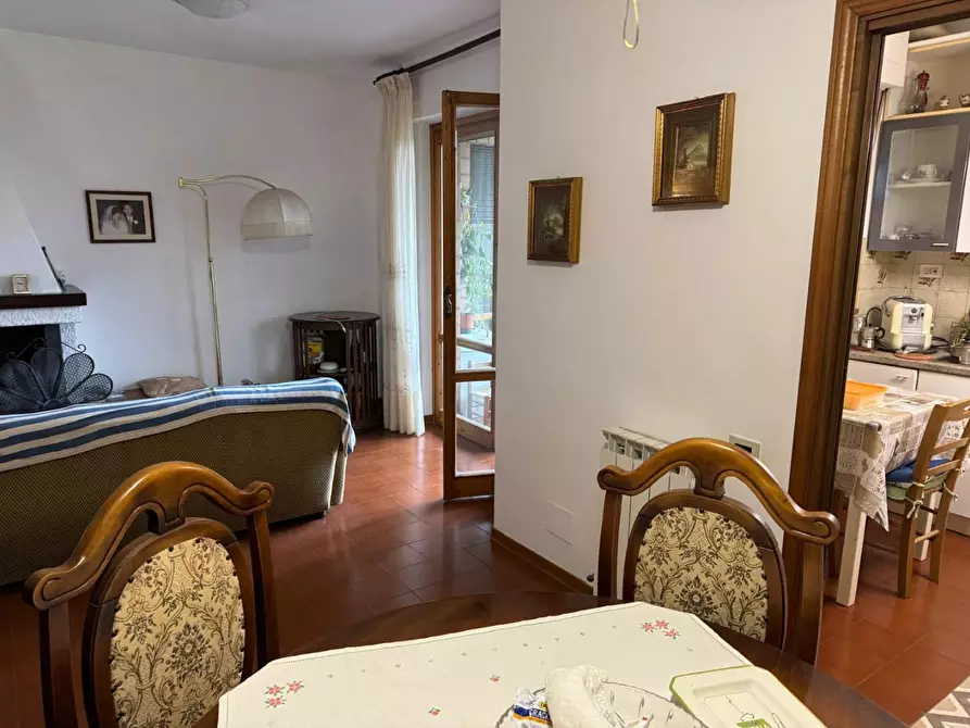 Immagine 7 di Appartamento in vendita  a Siena