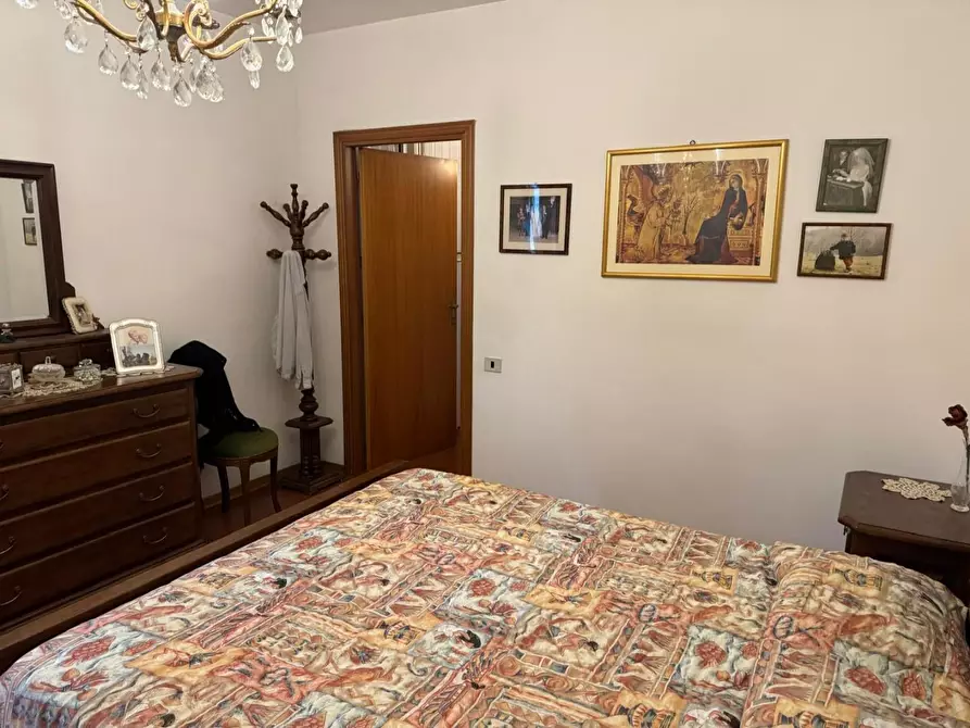 Immagine 26 di Appartamento in vendita  a Siena