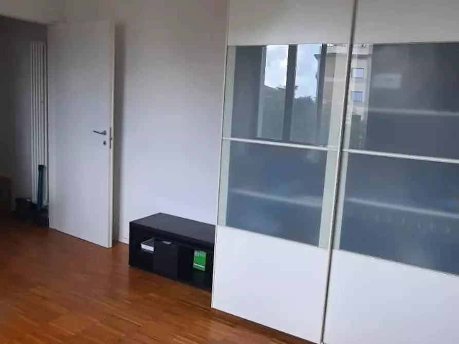 Immagine 9 di Appartamento in vendita  a Pisa