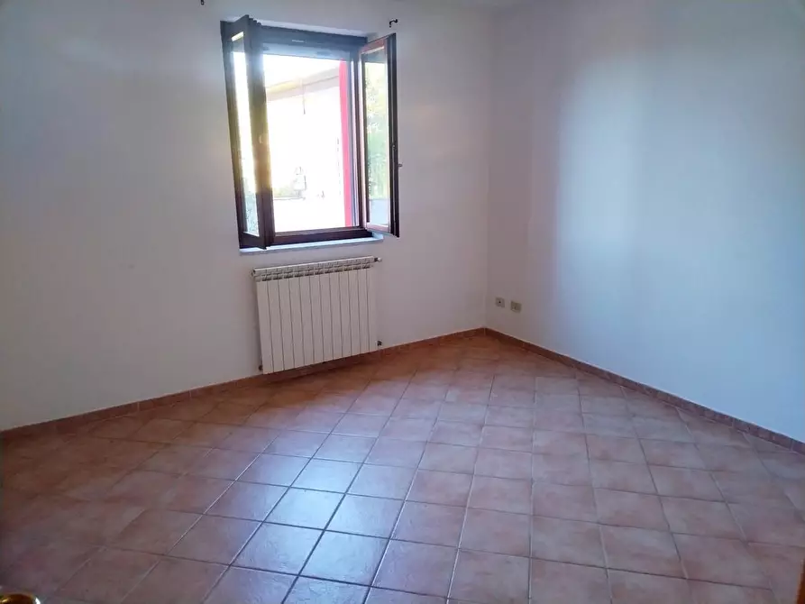 Immagine 18 di Casa bifamiliare in vendita  a Sarzana