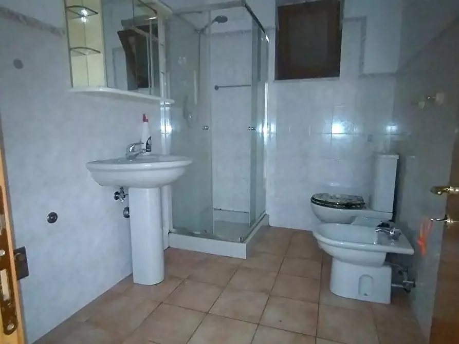 Immagine 16 di Casa bifamiliare in vendita  a Sarzana