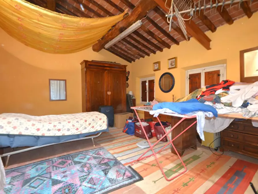 Immagine 13 di Rustico / casale in vendita  a Capannori