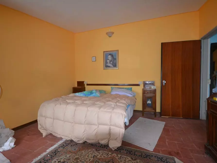 Immagine 12 di Rustico / casale in vendita  a Capannori