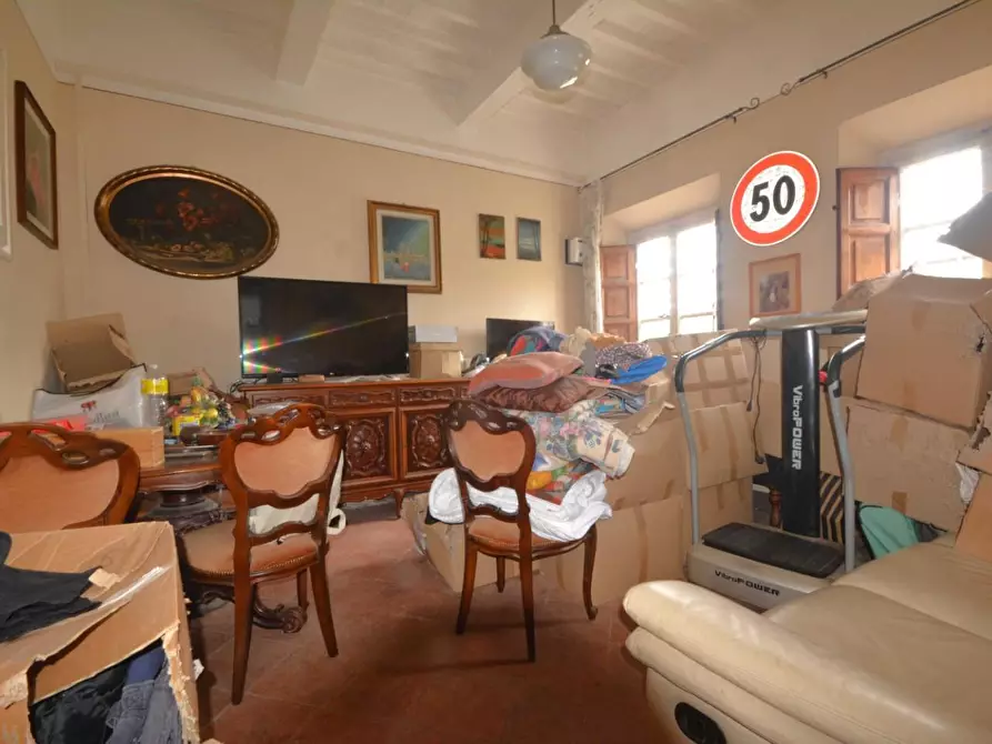 Immagine 5 di Rustico / casale in vendita  a Capannori