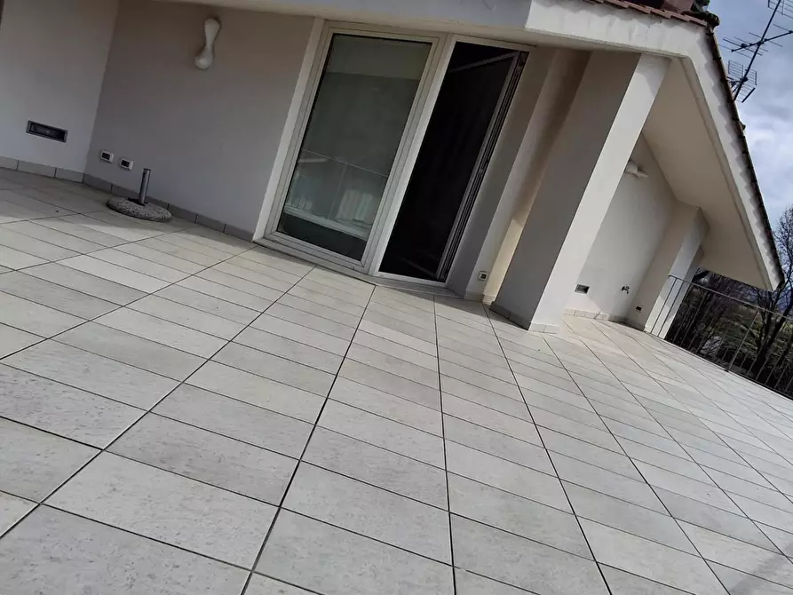 Immagine 36 di Villa in vendita  a Capraia E Limite