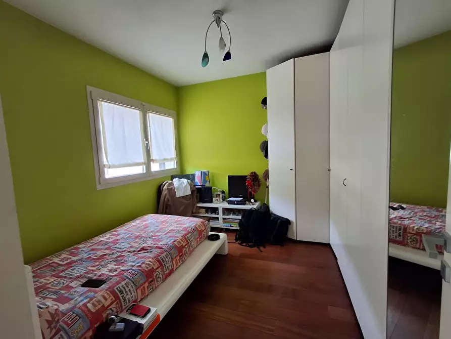 Immagine 27 di Villa in vendita  a Capraia E Limite