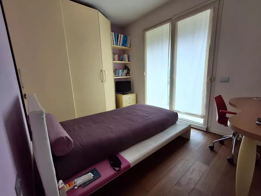 Immagine 21 di Villa in vendita  a Capraia E Limite