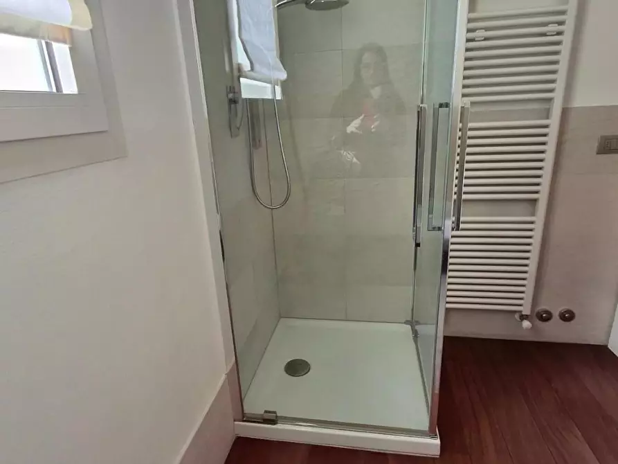 Immagine 13 di Villa in vendita  a Capraia E Limite