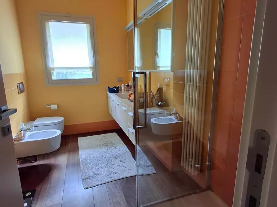 Immagine 28 di Villa in vendita  a Capraia E Limite