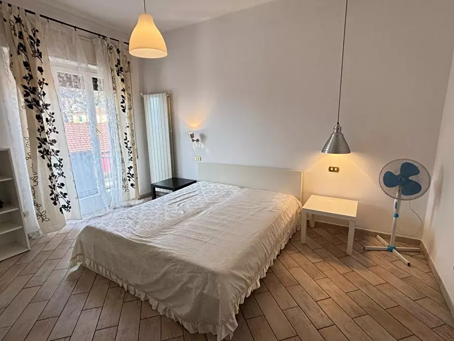 Immagine 11 di Appartamento in vendita  a Carrara