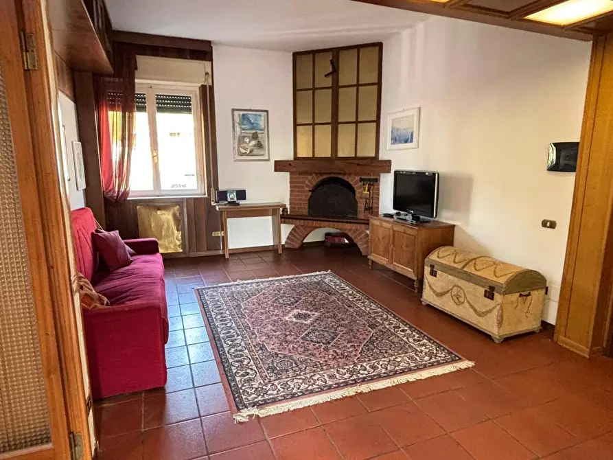 Immagine 6 di Appartamento in vendita  a Carrara