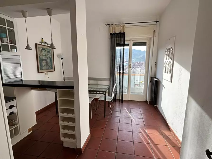 Immagine 15 di Appartamento in vendita  a Carrara