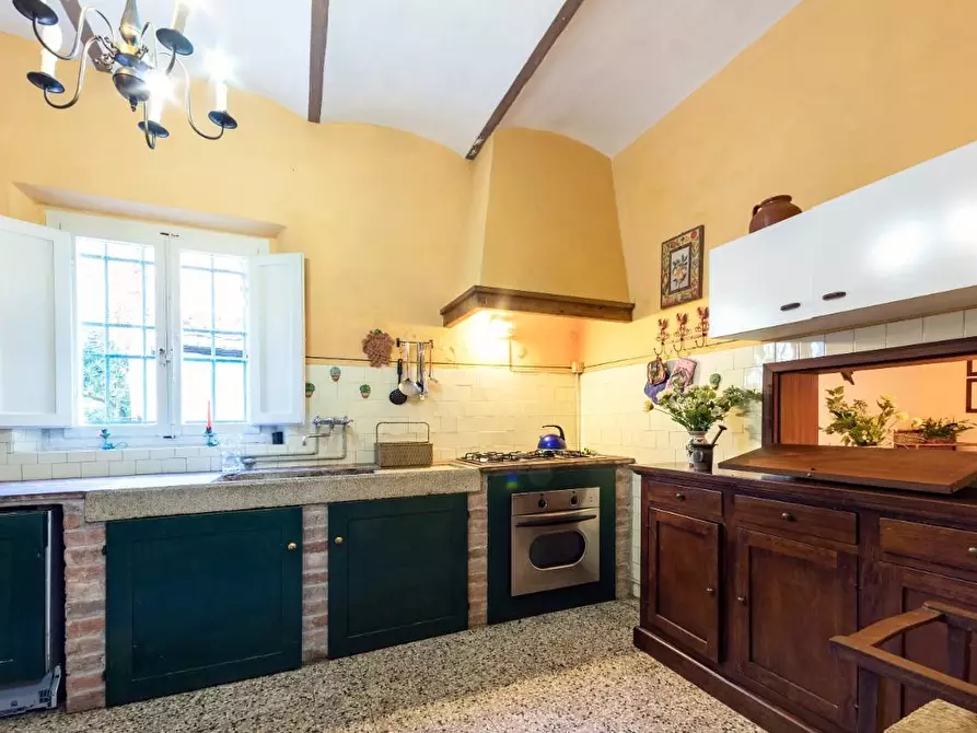 Immagine 6 di Rustico / casale in vendita  a Peccioli