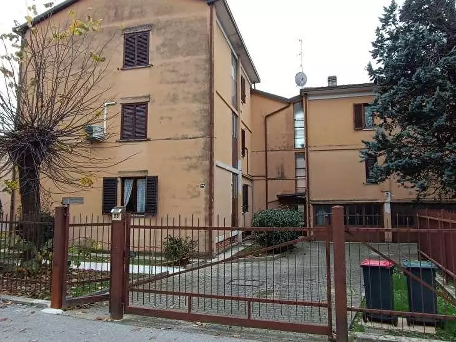 Immagine 2 di Appartamento in vendita  a Verano Brianza