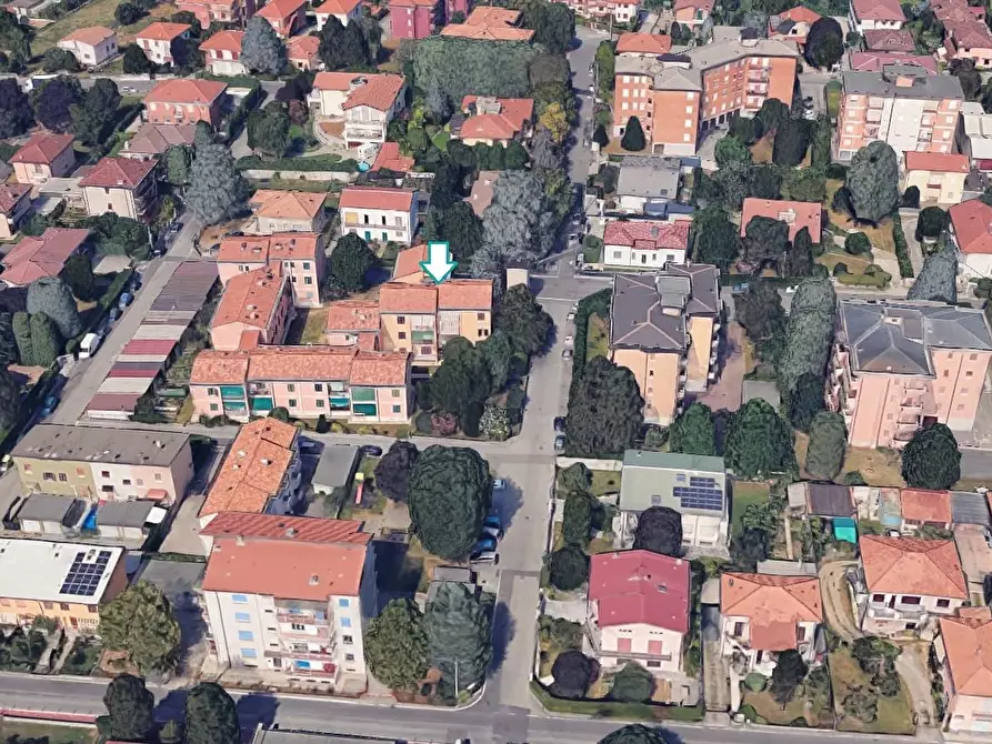 Immagine 3 di Appartamento in vendita  a Verano Brianza