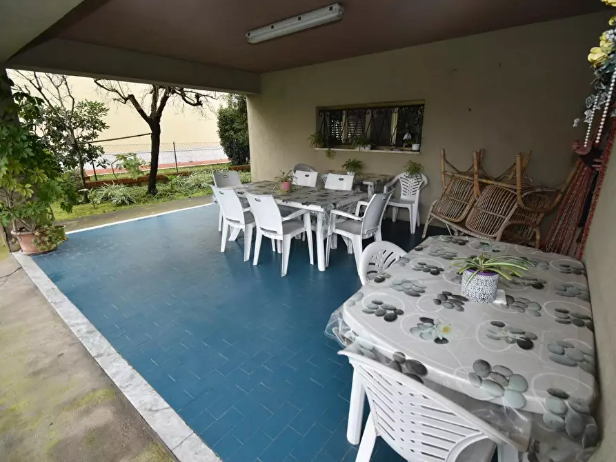 Immagine 61 di Villa in vendita  a Pisa