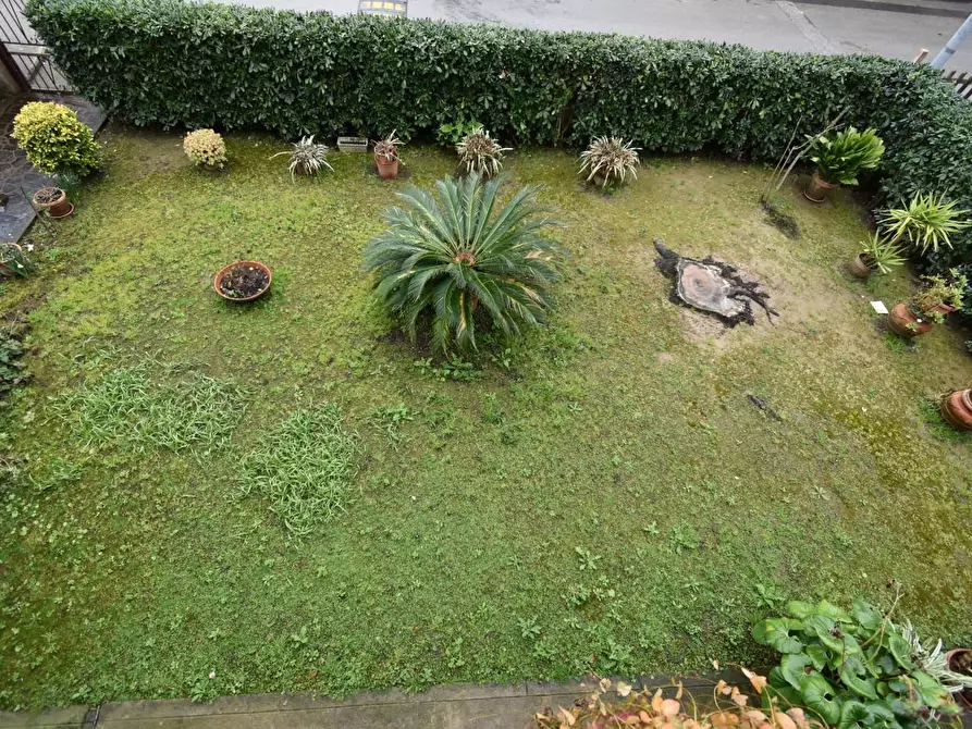 Immagine 31 di Villa in vendita  a Pisa