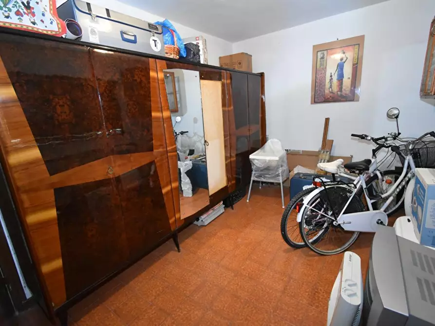 Immagine 49 di Villa in vendita  a Pisa