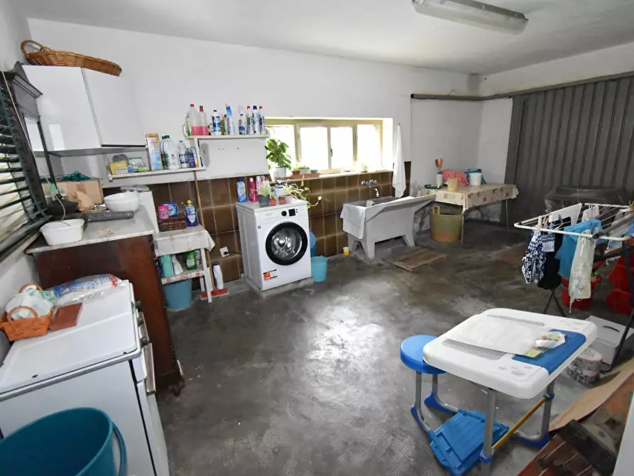 Immagine 42 di Villa in vendita  a Pisa