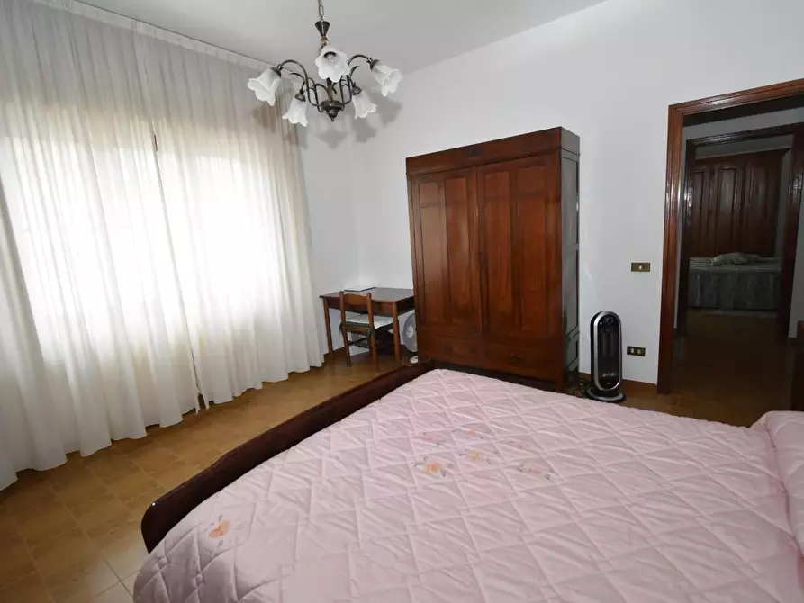 Immagine 24 di Villa in vendita  a Pisa