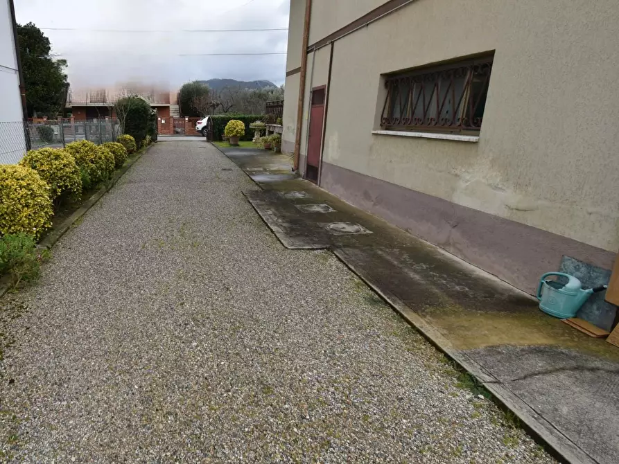 Immagine 69 di Villa in vendita  a Pisa