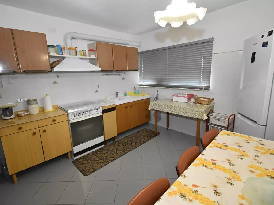 Immagine 56 di Villa in vendita  a Pisa