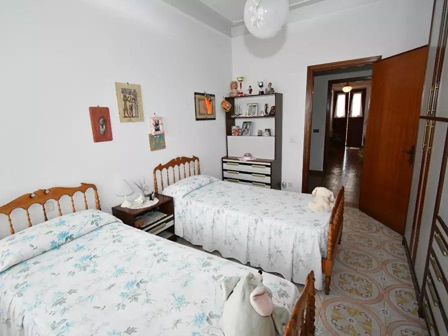 Immagine 19 di Villa in vendita  a Pisa