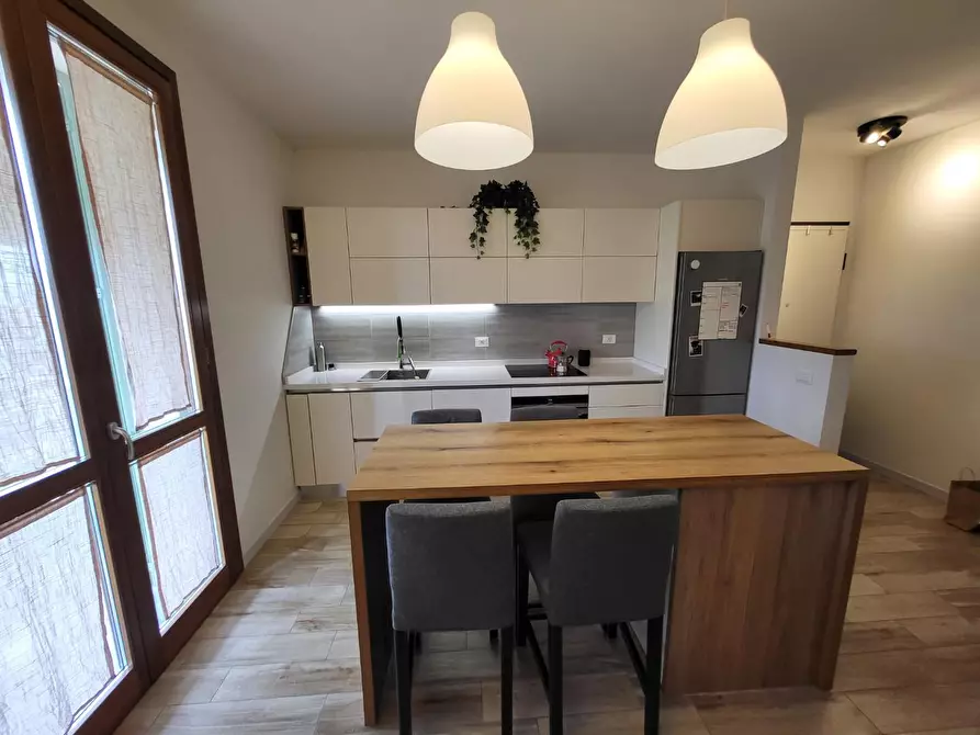 Immagine 5 di Appartamento in vendita  a Cascina