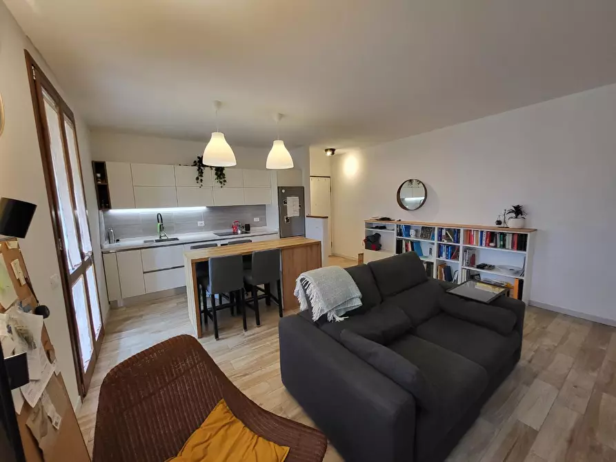 Immagine 4 di Appartamento in vendita  a Cascina