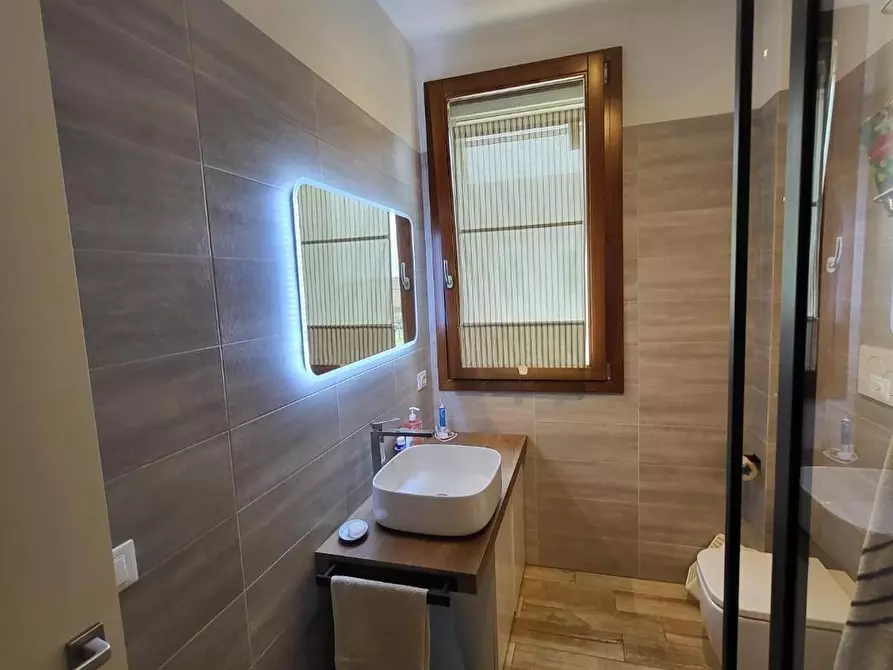 Immagine 13 di Appartamento in vendita  a Cascina