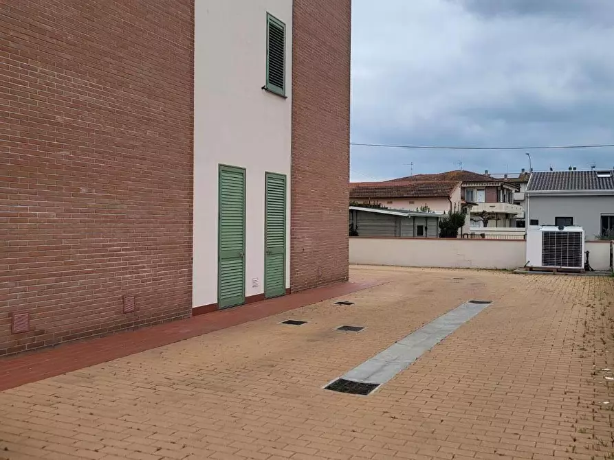 Immagine 17 di Appartamento in vendita  a Cascina