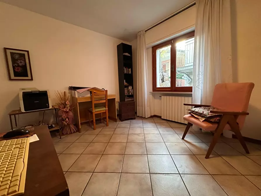 Immagine 13 di Casa semindipendente in vendita  a Crespina Lorenzana