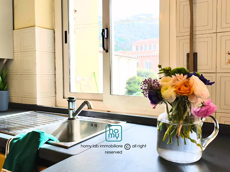 Immagine 23 di Appartamento in vendita  a Carrara