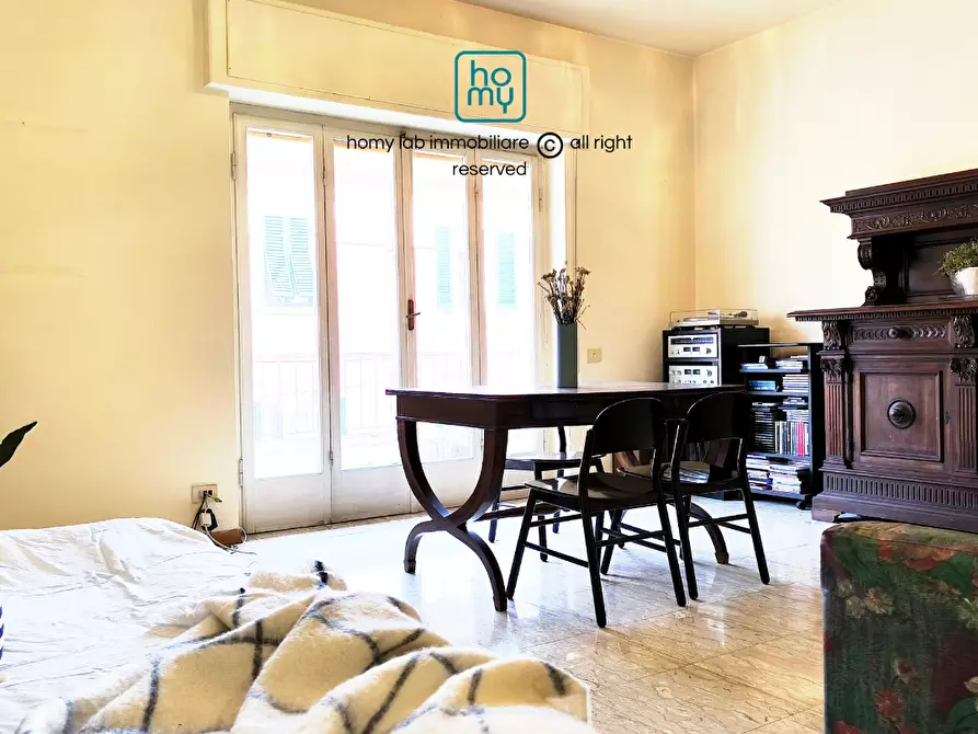 Immagine 12 di Appartamento in vendita  a Carrara