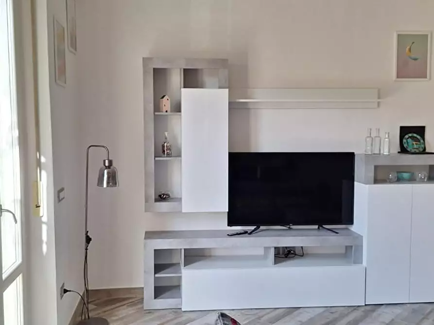 Immagine 8 di Appartamento in affitto  a Livorno