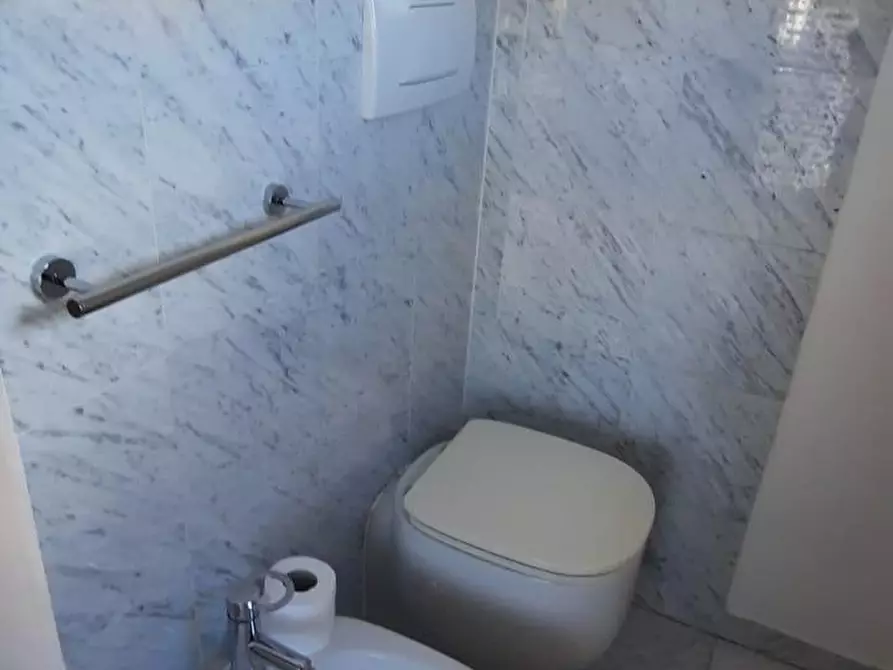 Immagine 37 di Appartamento in affitto  a Pisa