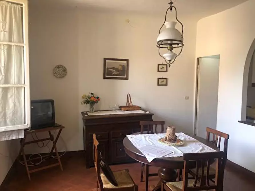 Immagine 4 di Appartamento in affitto  a Lucca